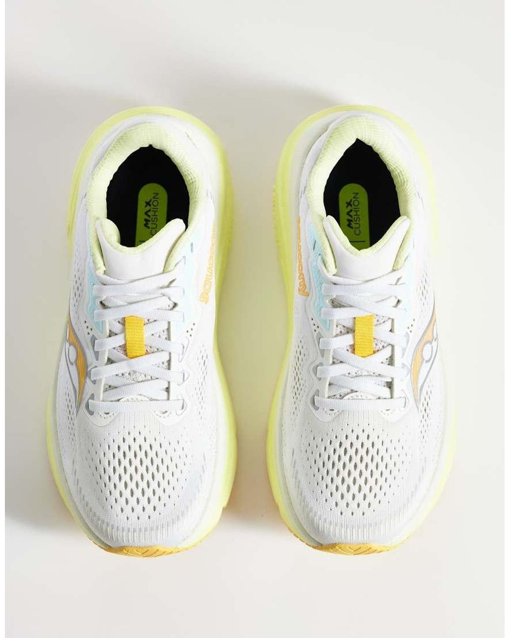 Saucony Guide 19 in het Metallic