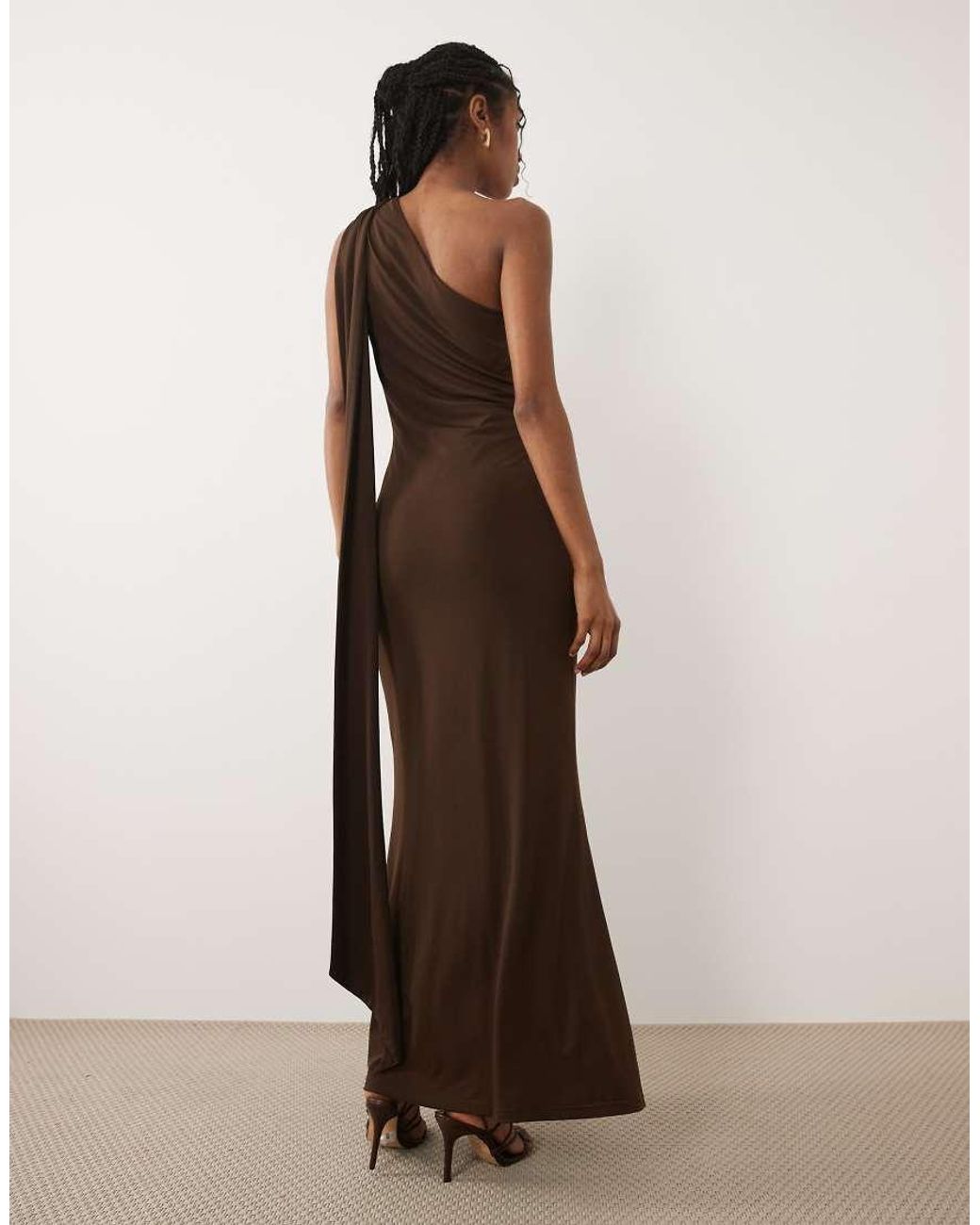 Celina Pretty Lavish de color Brown