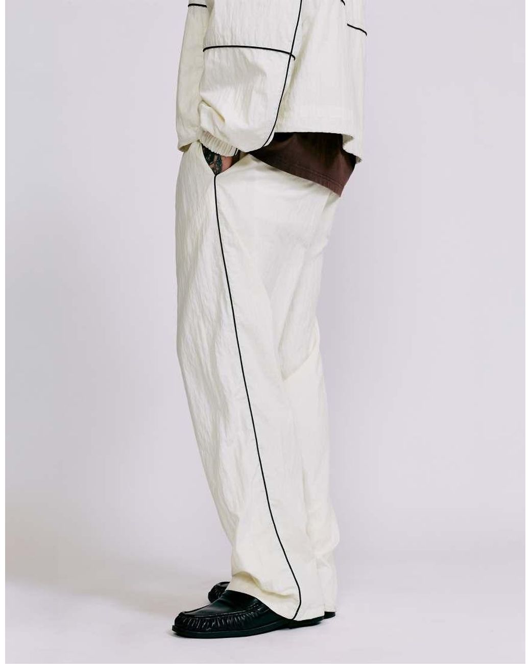 Pull&Bear Natural Lightweight Contrast Stitch Joggers for men