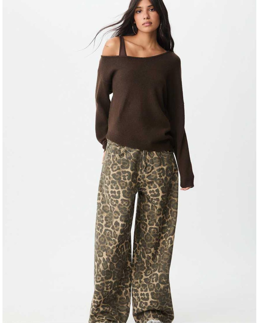 Stradivarius Brown Asymmetric Knit Sweater