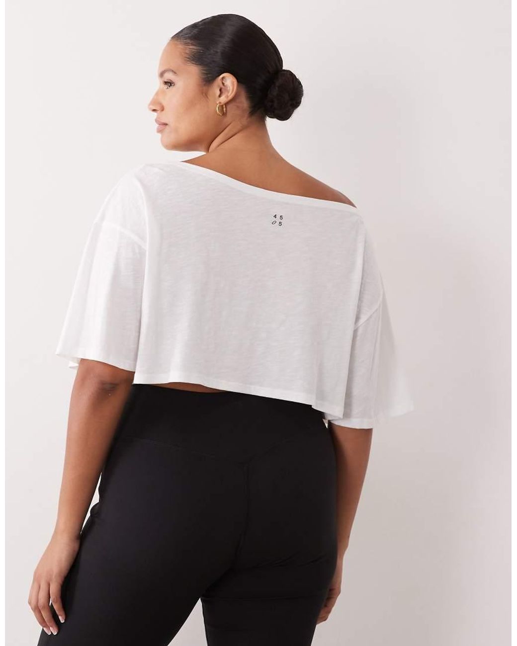 4505 White Curve Quick Dry Cotton Slub Texture Off The Shoulder Crop T-shirt