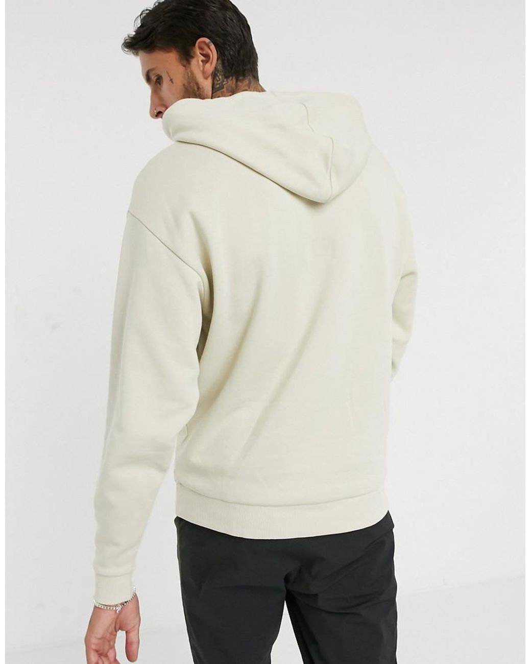 fitted pullover hoodie