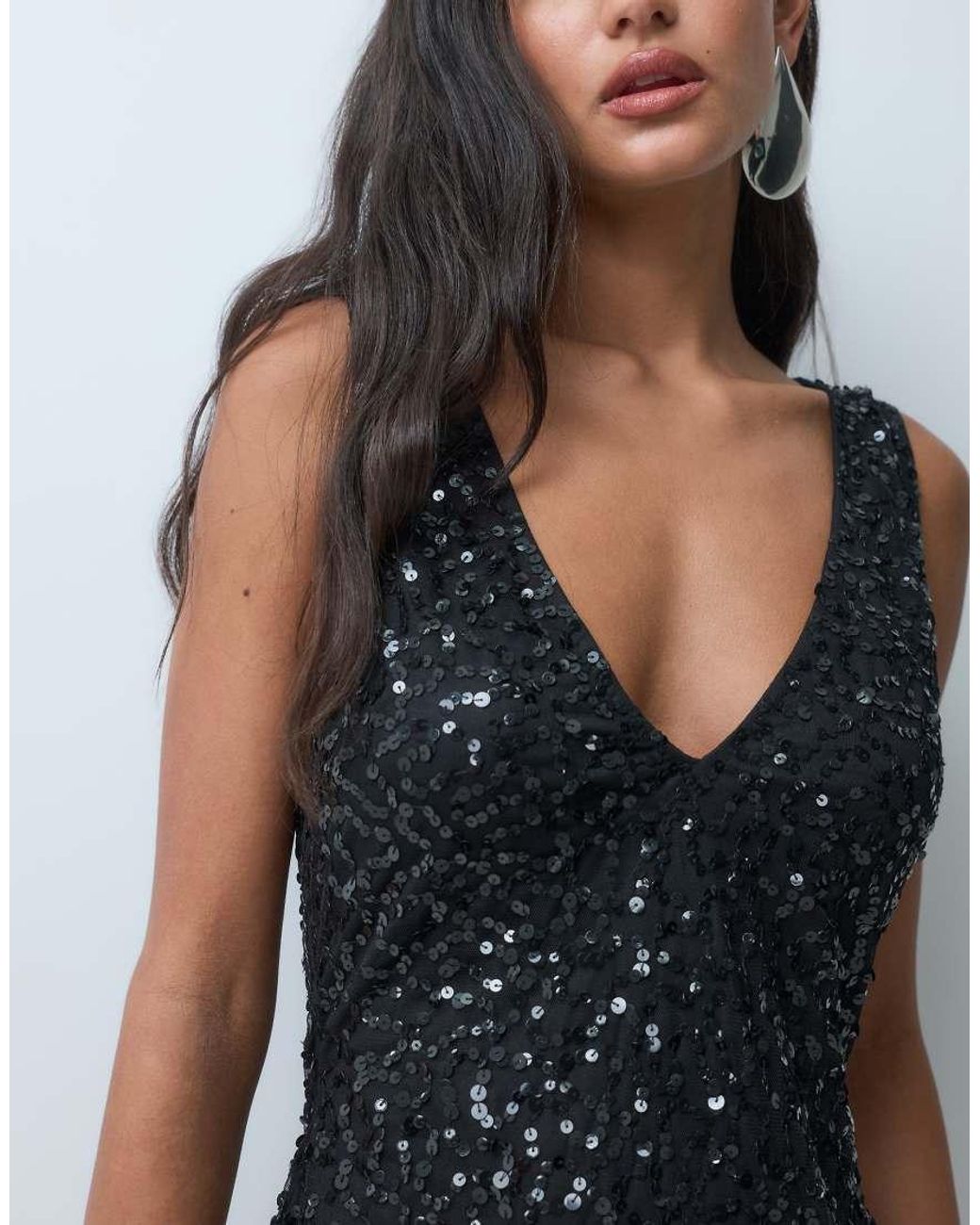 LACE & BEADS Gray Embellished Plunge Neck Drop Waist Tiered Skirt Maxi Dress
