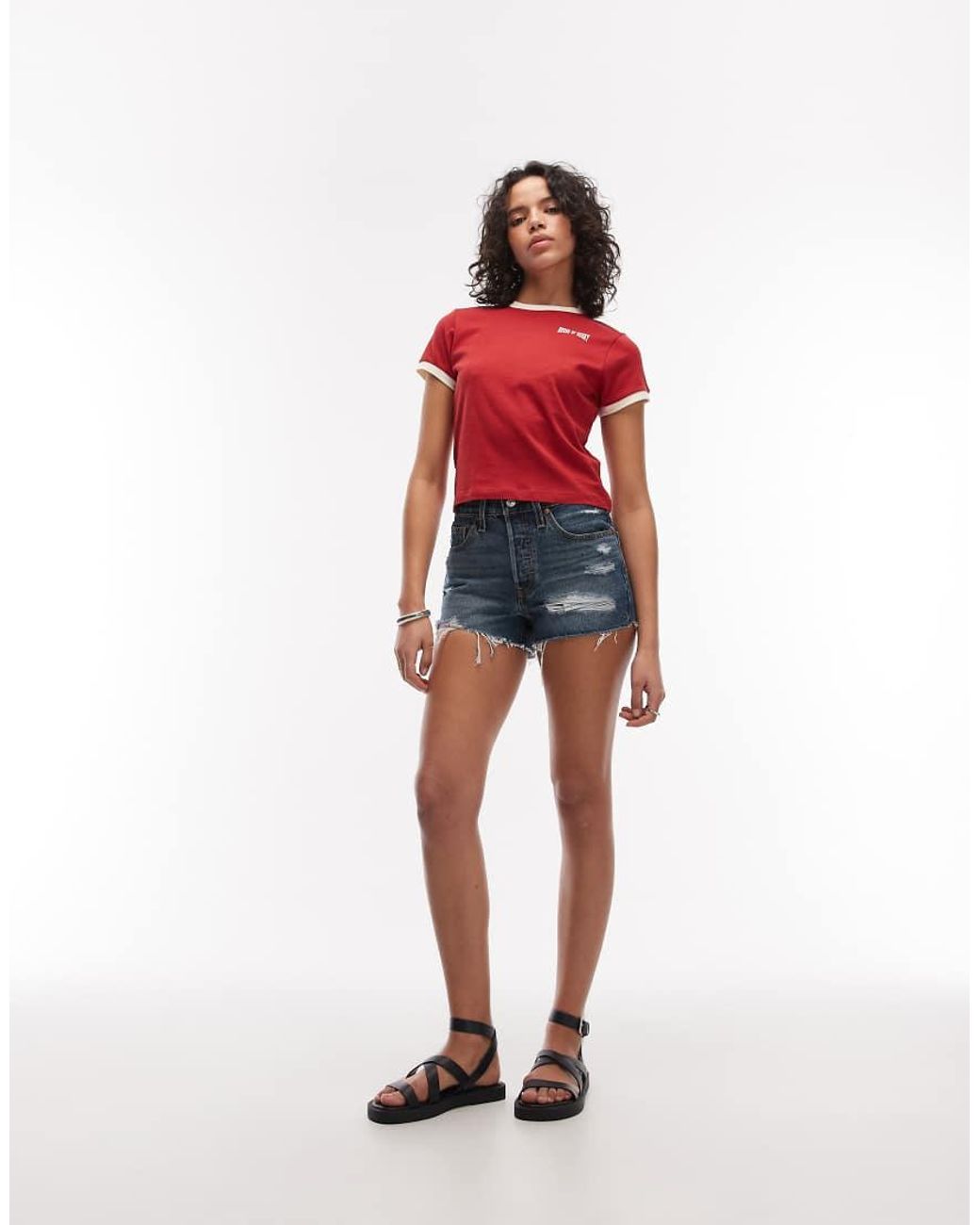 Levi's 501 Originele Denim Short Met Scheuren in het Red