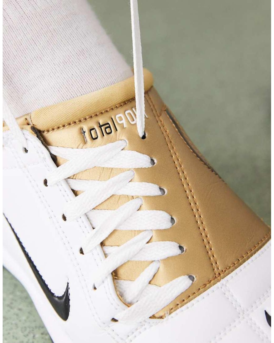 Nike Metallic T90 Trainers for men