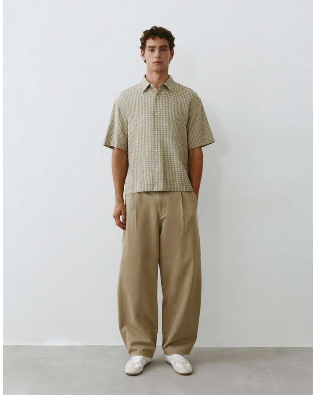 Pull&Bear Green Darted baggy Trousers for men