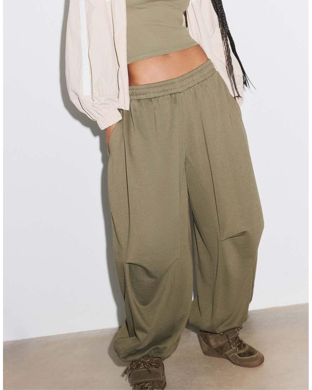 Stradivarius Green Balloon jogger Trousers With Stoppers