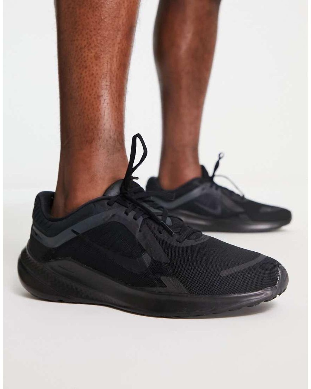 Nike Black Quest 5 Trainers for men
