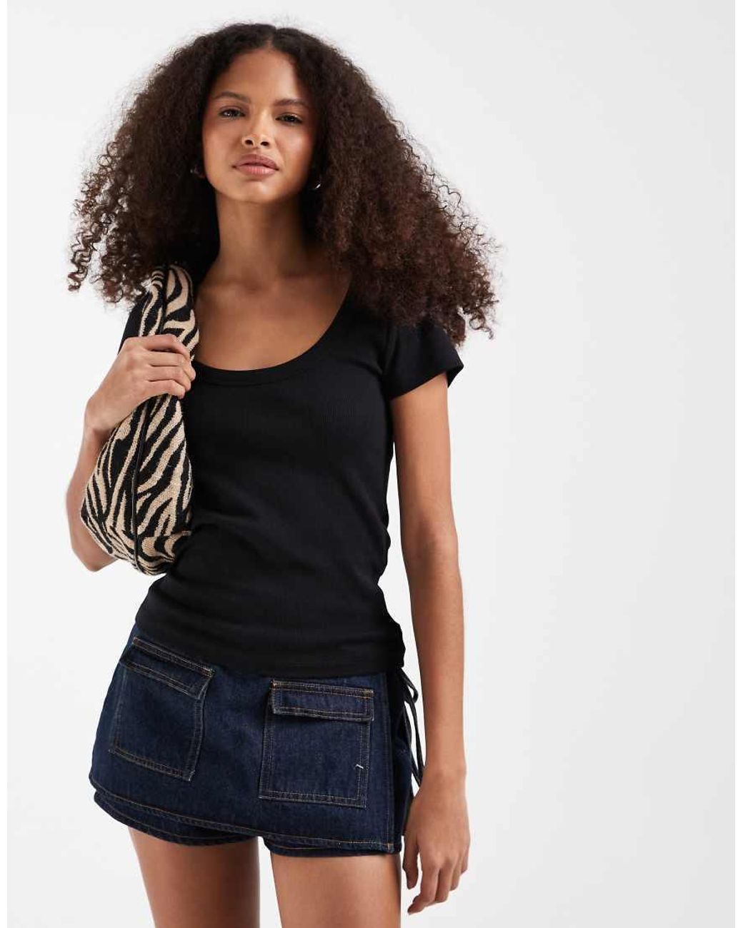 Vero Moda Black Ribbed Scoop Neck T-shirt
