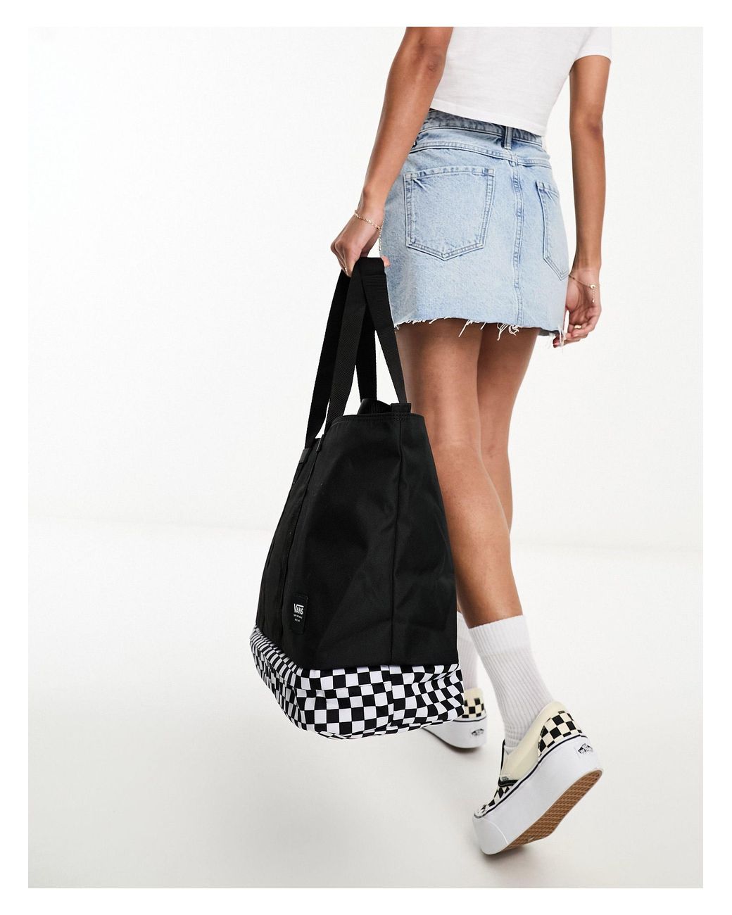 Vans mow black checkerboard lunch bag 2025