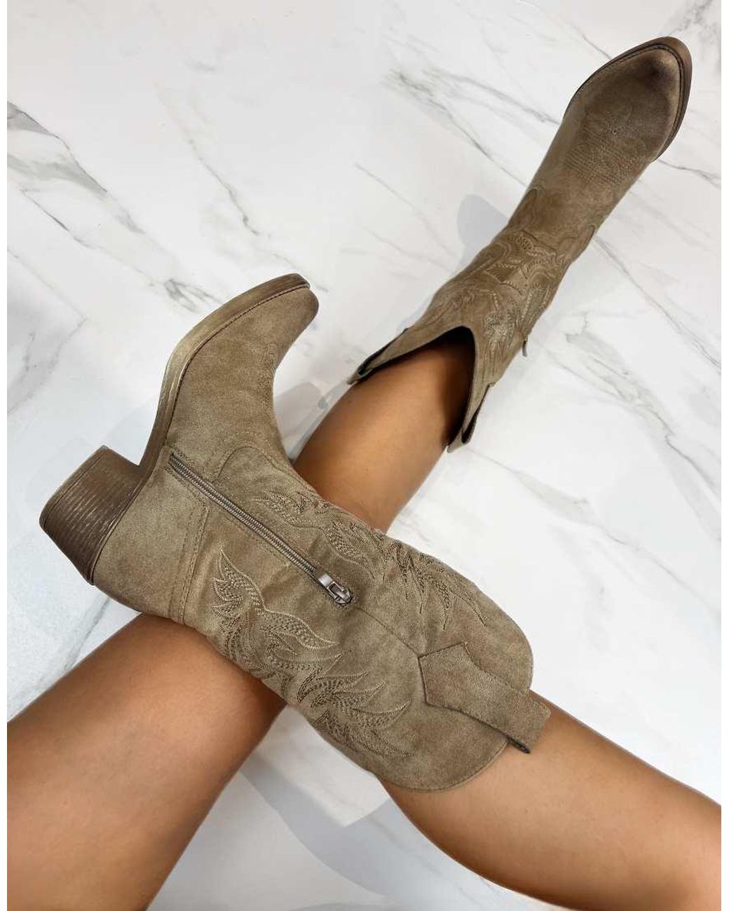 GIA STUDIOS Natural Cowboy Western Boots
