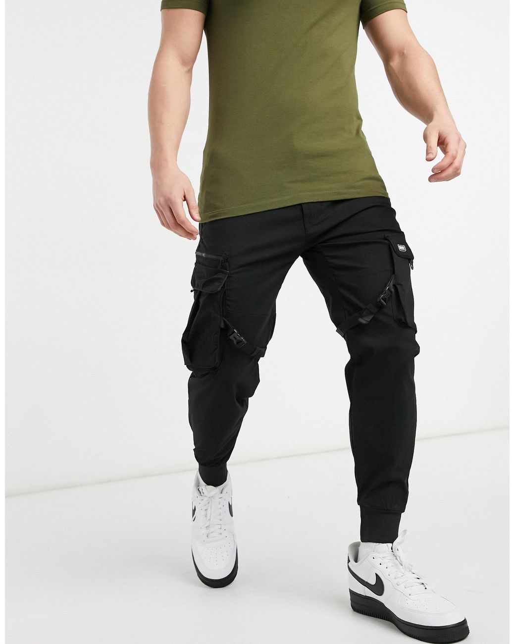 cargo jogger pull and bear