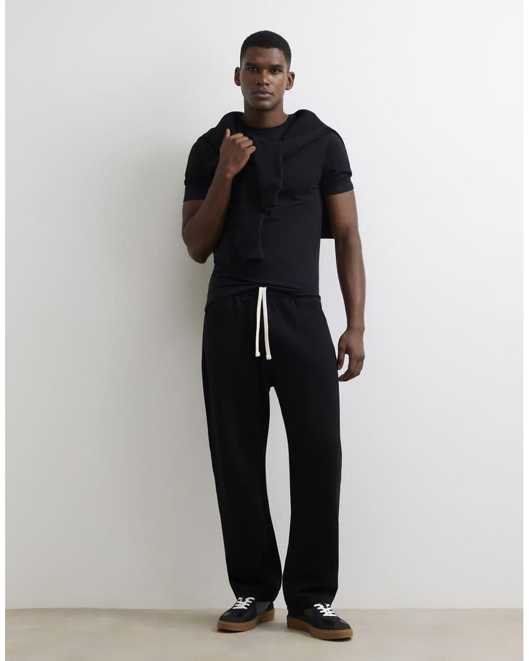River Island Black Muscle Fit Cotton Blend Stretch T-Shirt for men
