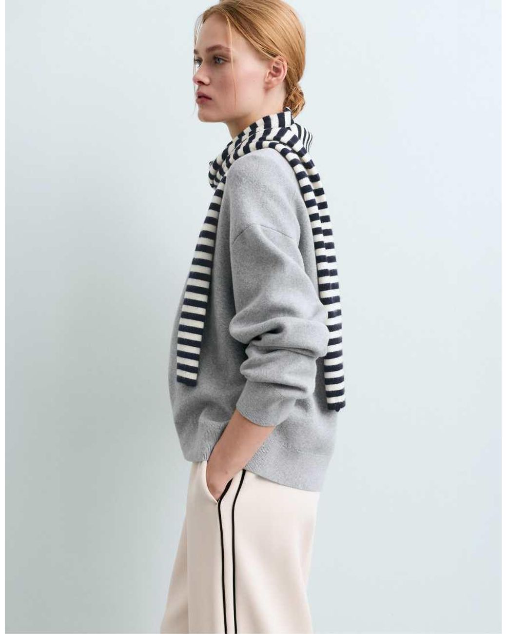 Oysho White Striped Knit Scarf