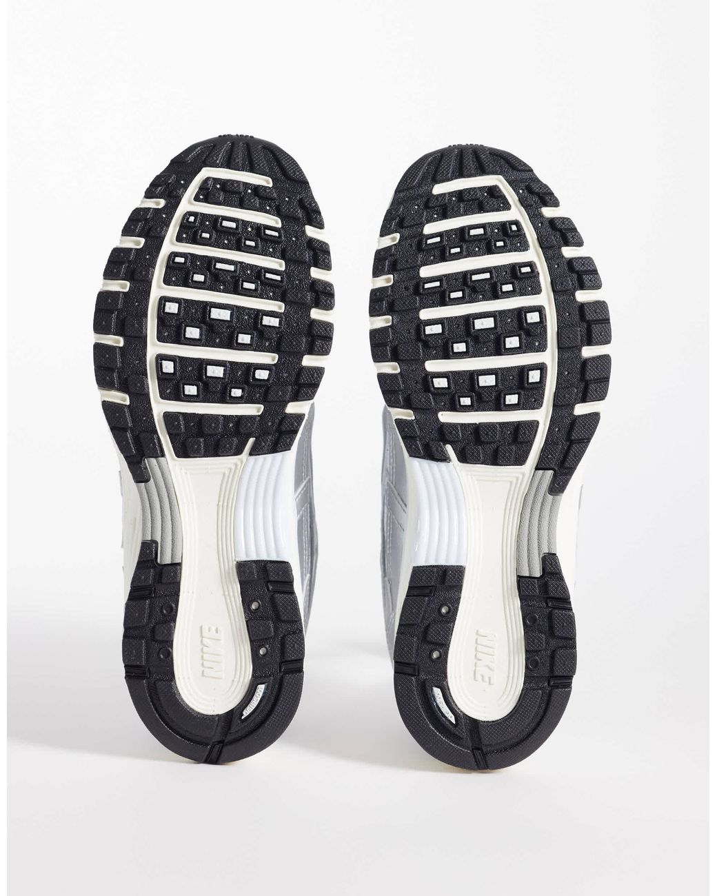 Nike White – p-6000 – sneaker