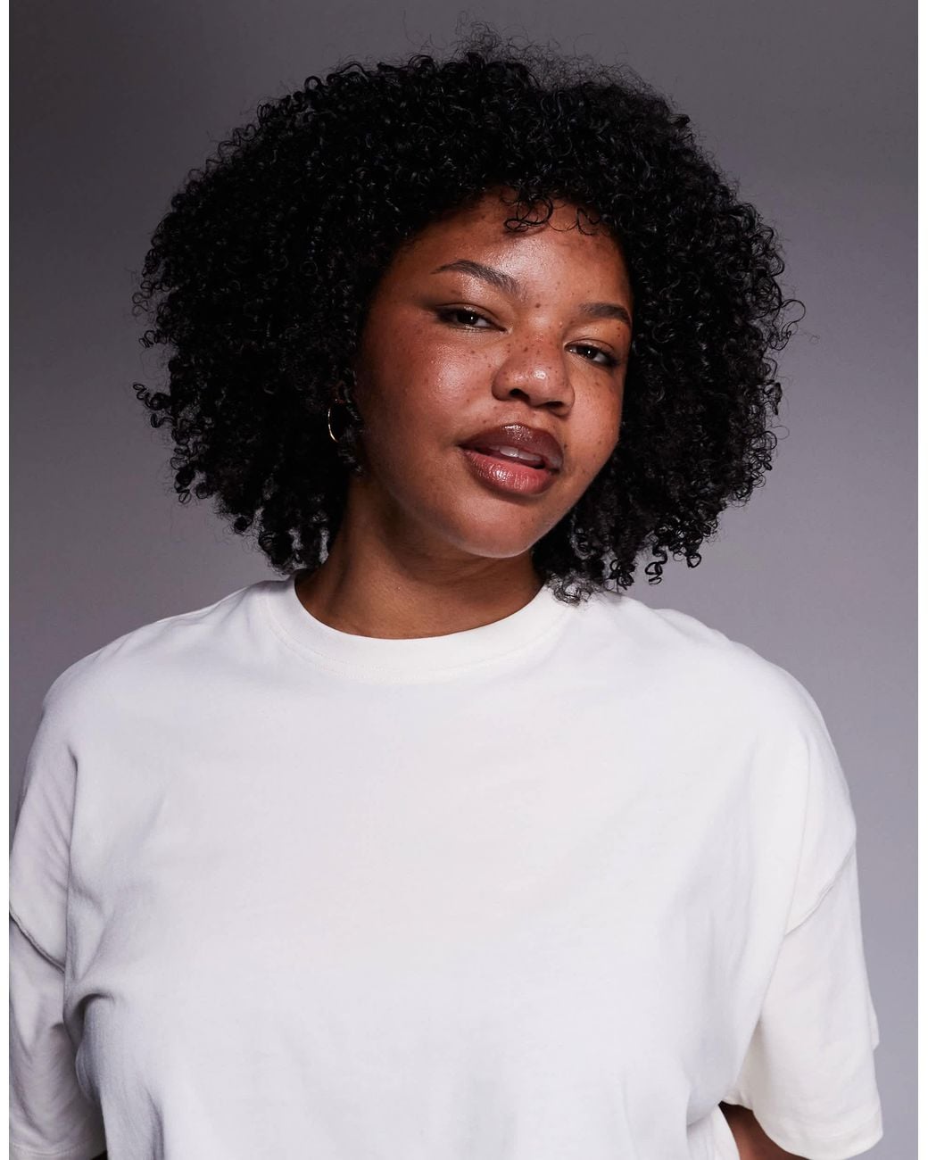 4505 White Curve Icon Heavyweight Cotton Cropped T-shirt With Quick Dry Finish