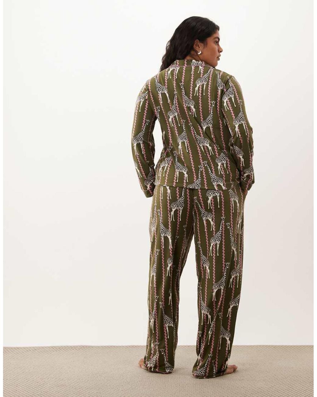 Chelsea Peers Green Curve Super Soft Button-up Pyjama Set
