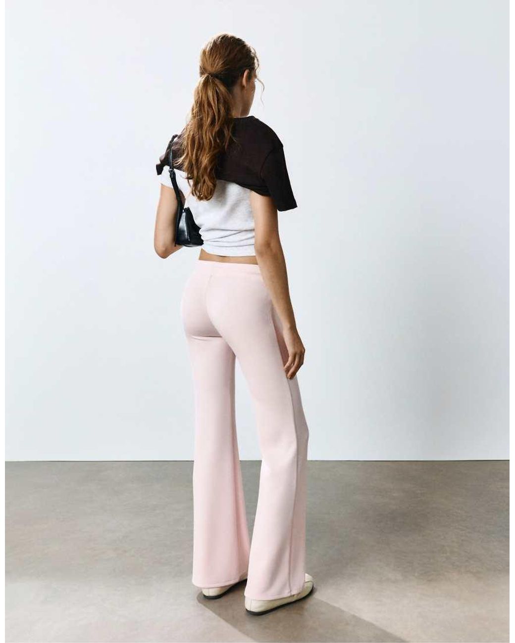 Pull&Bear Zacht Aanvoelende Flared Broek in het White