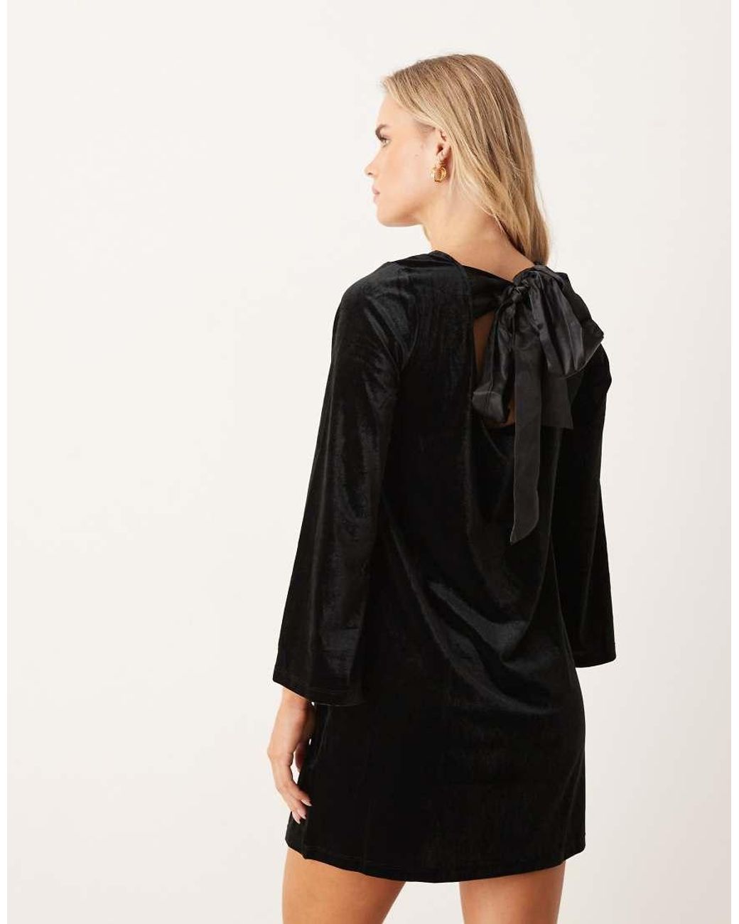 JDY Petite Black Back Bow Detail Velvet Mini Dress