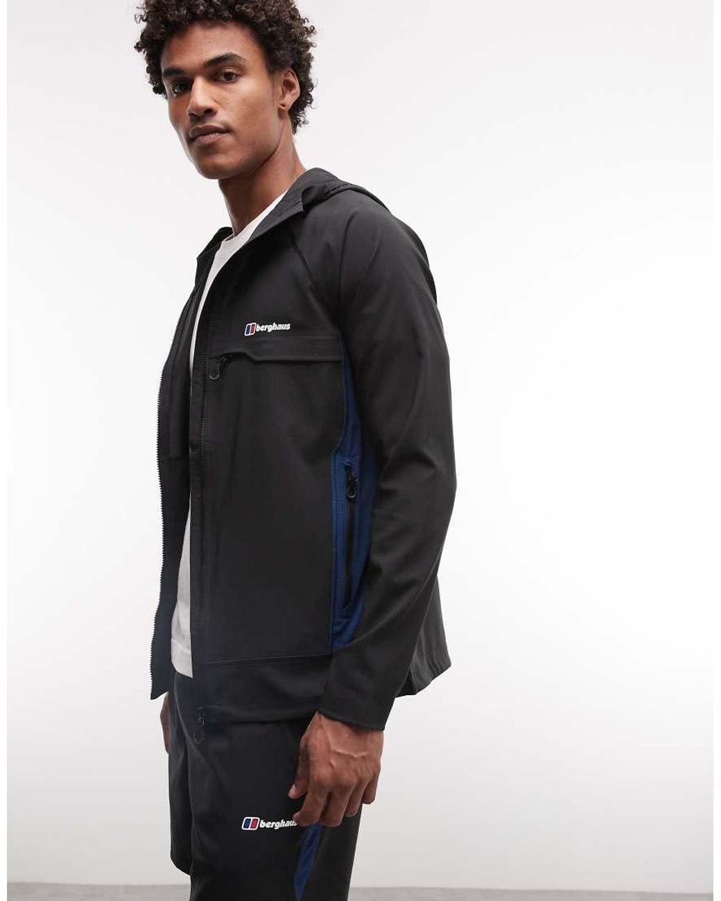 Berghaus Black Wavertree Hooded Jacket for men