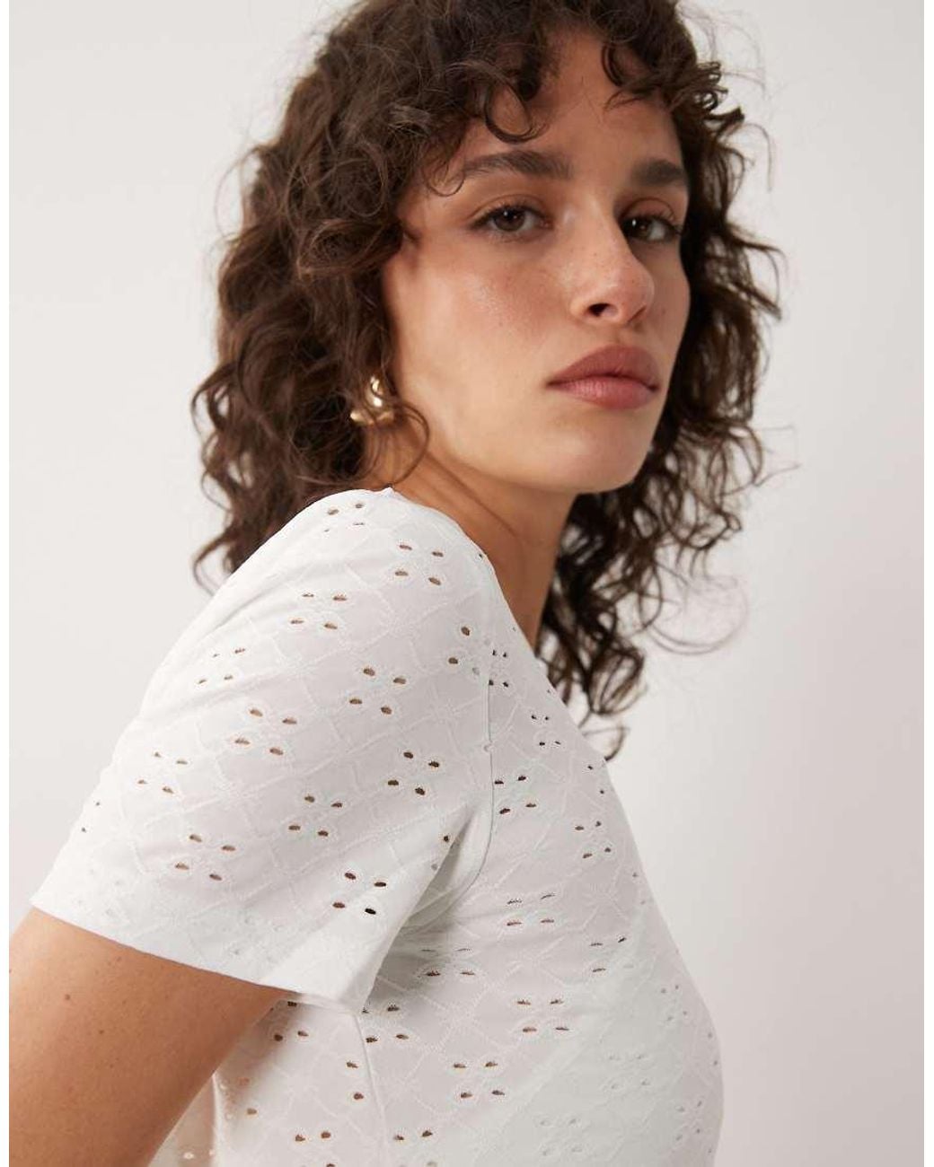 Jdy White Jersey Broderie T-Shirt