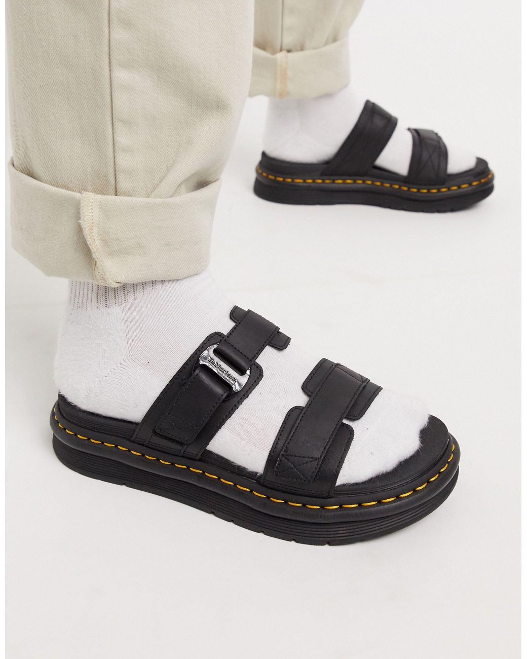 Dr. Martens Chilton Strap Sandals in Black for Men | Lyst Canada