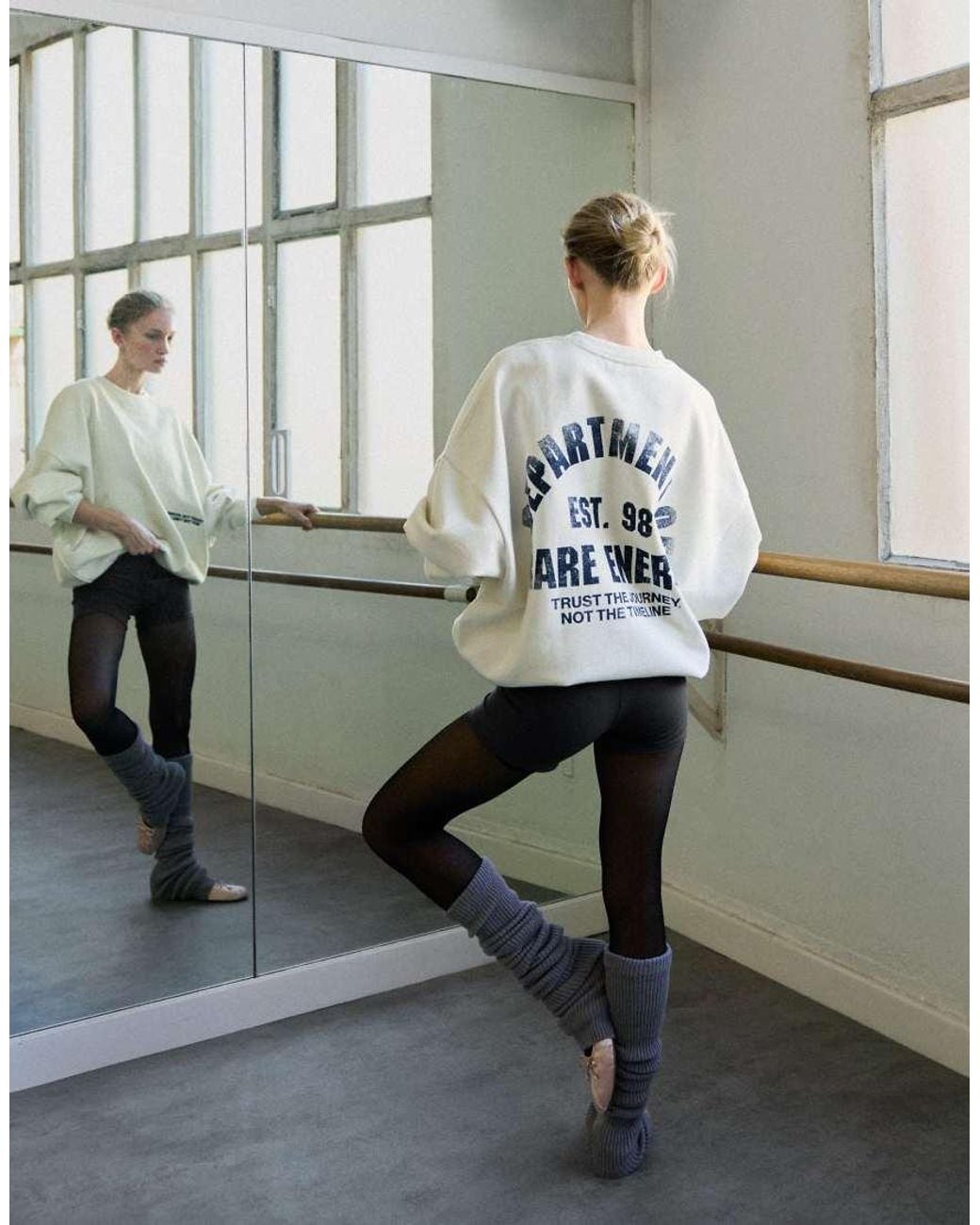 Bershka Green Round Neck Printed Sweatshirt