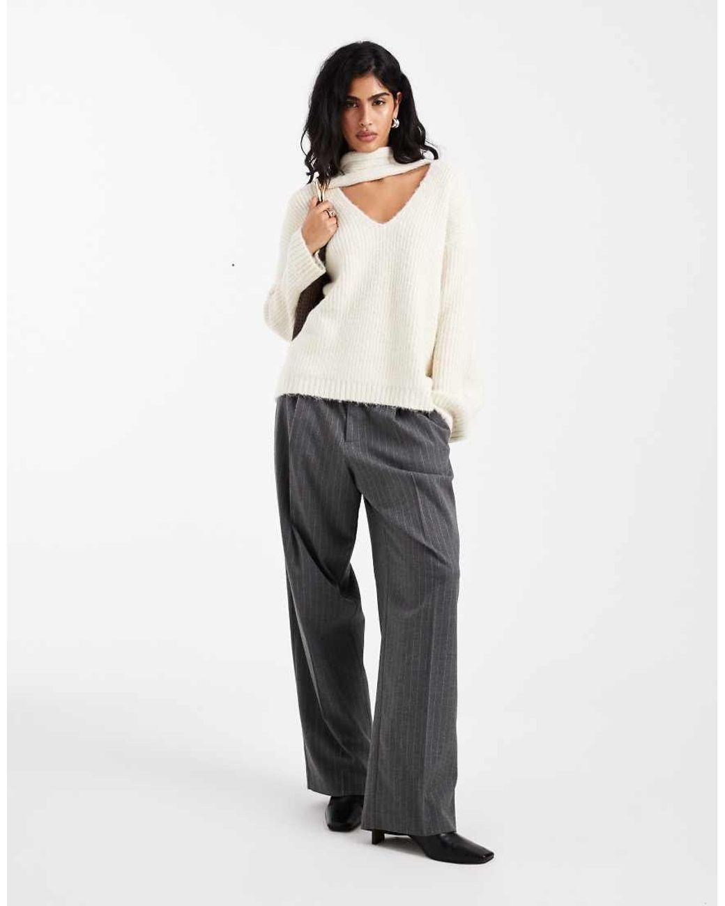 4th & Reckless Natural Wool Feel Scarf Detail V Neck Jumper