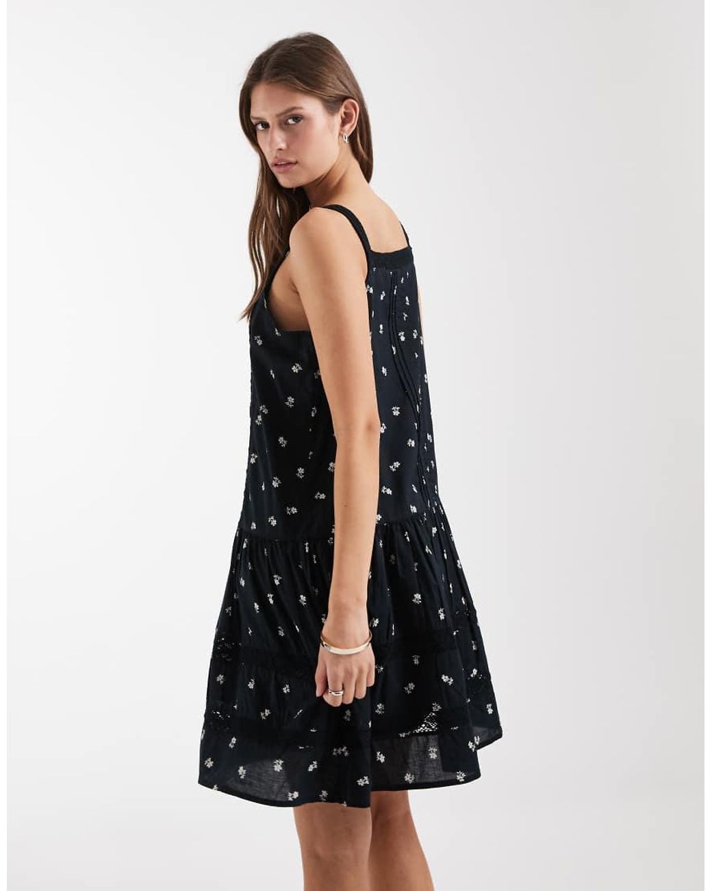 Kate di Levi's in Black