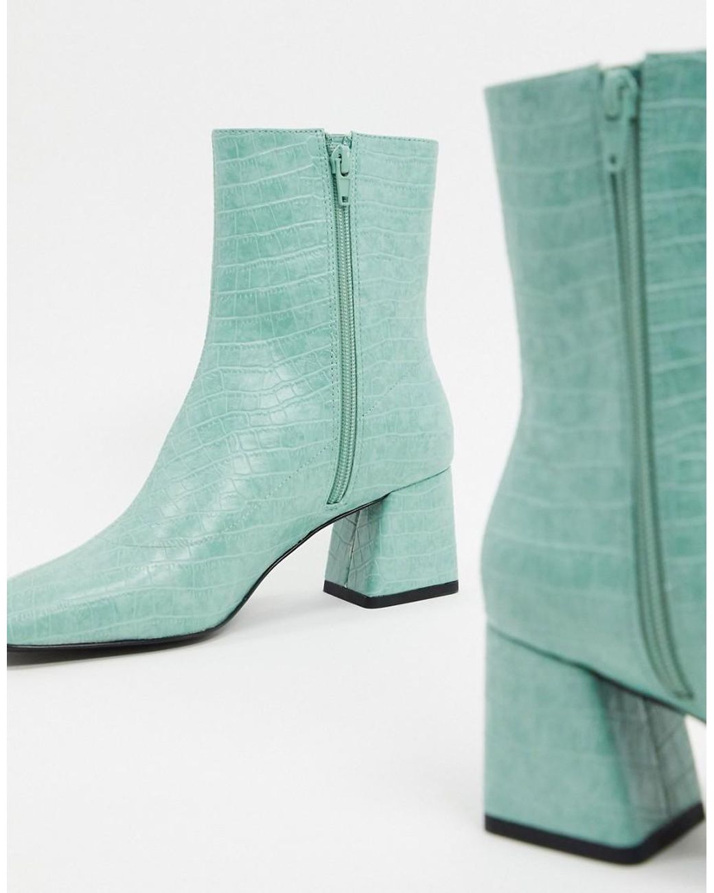 green croc boots