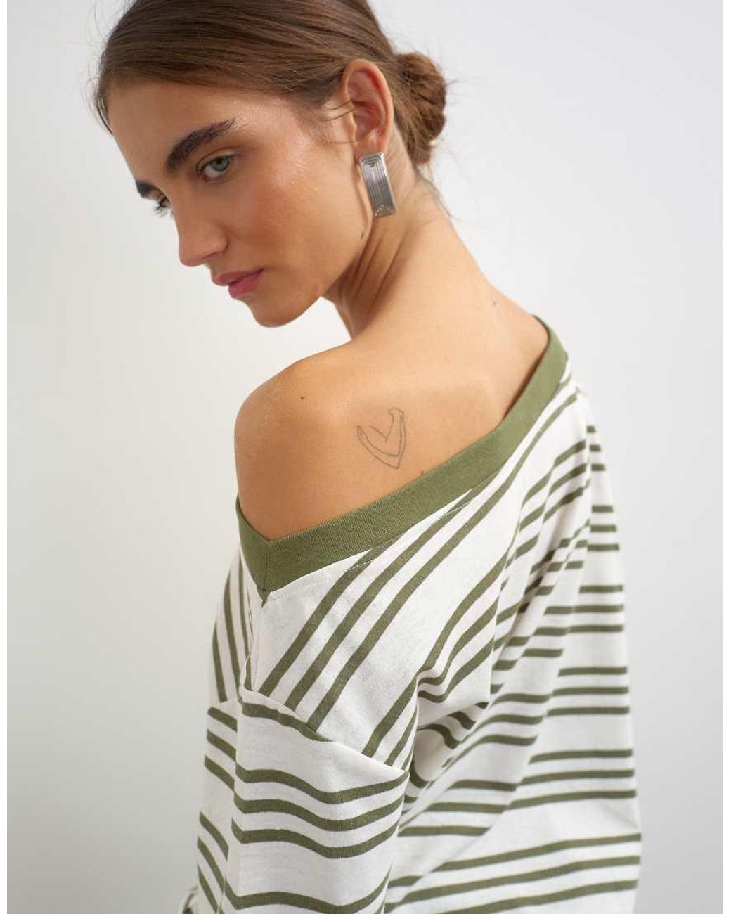 TOPSHOP Multicolor Striped Fallen Shoulder T-shirt