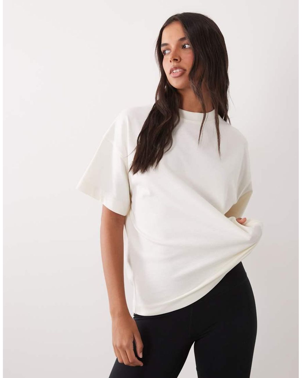 4505 White Heavyweight Cotton Oversized T-shirt With Studio Back Print
