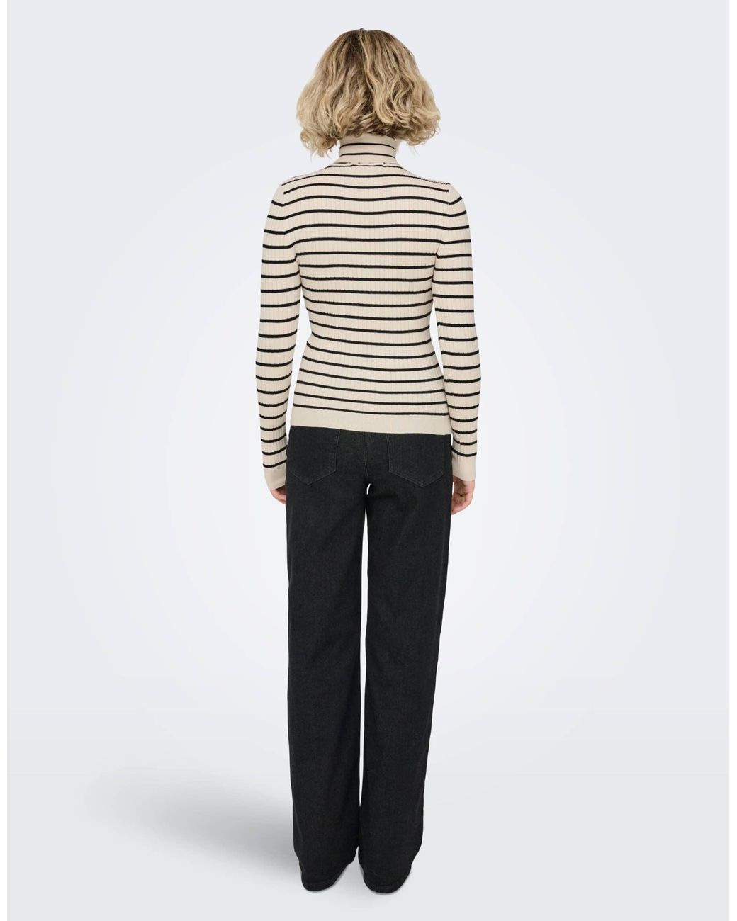 ONLY White Karol gestreifter strickpullover mit rollkragen