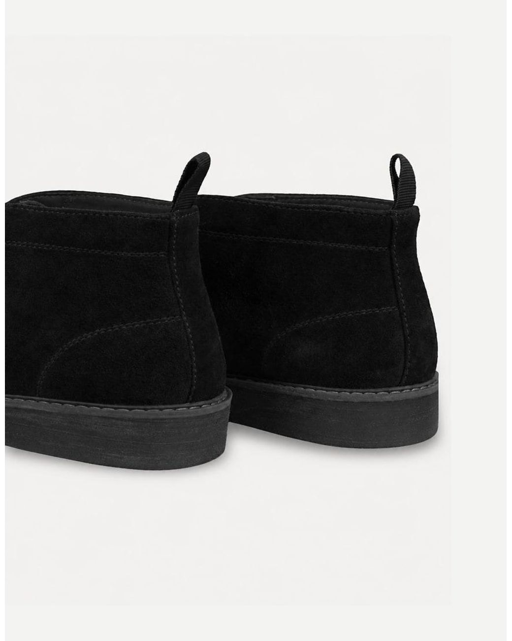 Thomas Crick Black Arizona Leather Chukka Boots for men