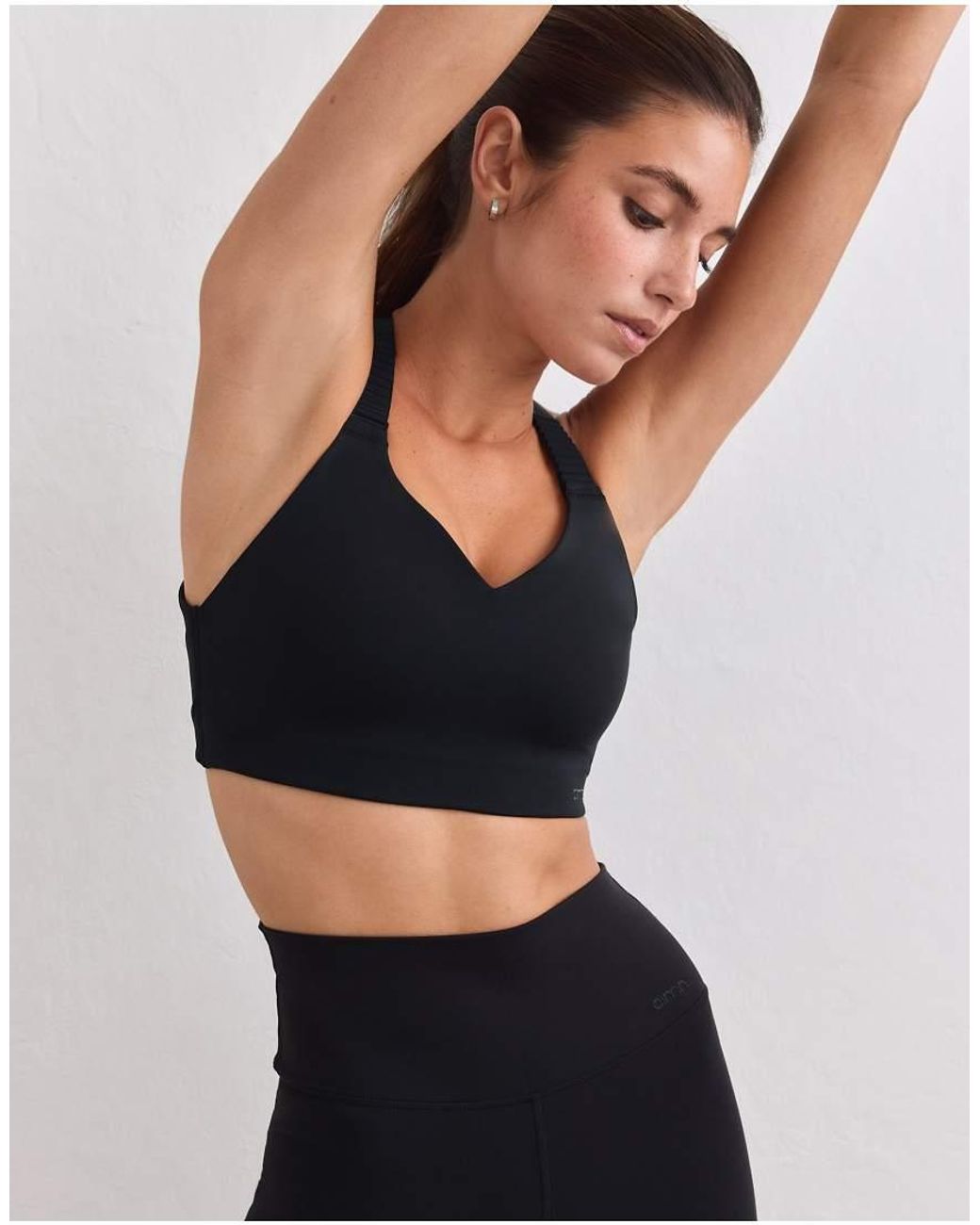 Aim'n Black Essential Sports Bra
