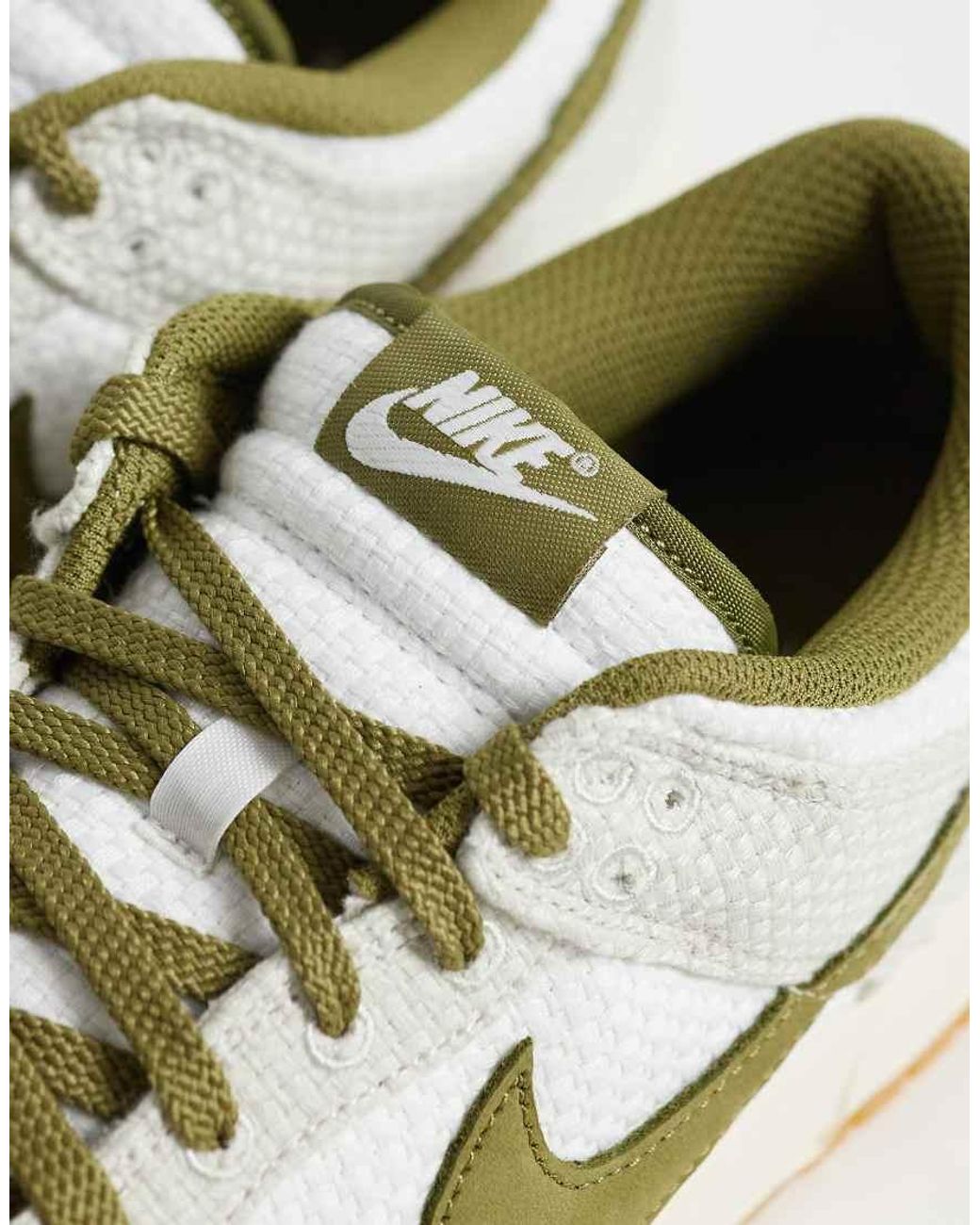 Nike White Dunk Low Retro Trainers for men