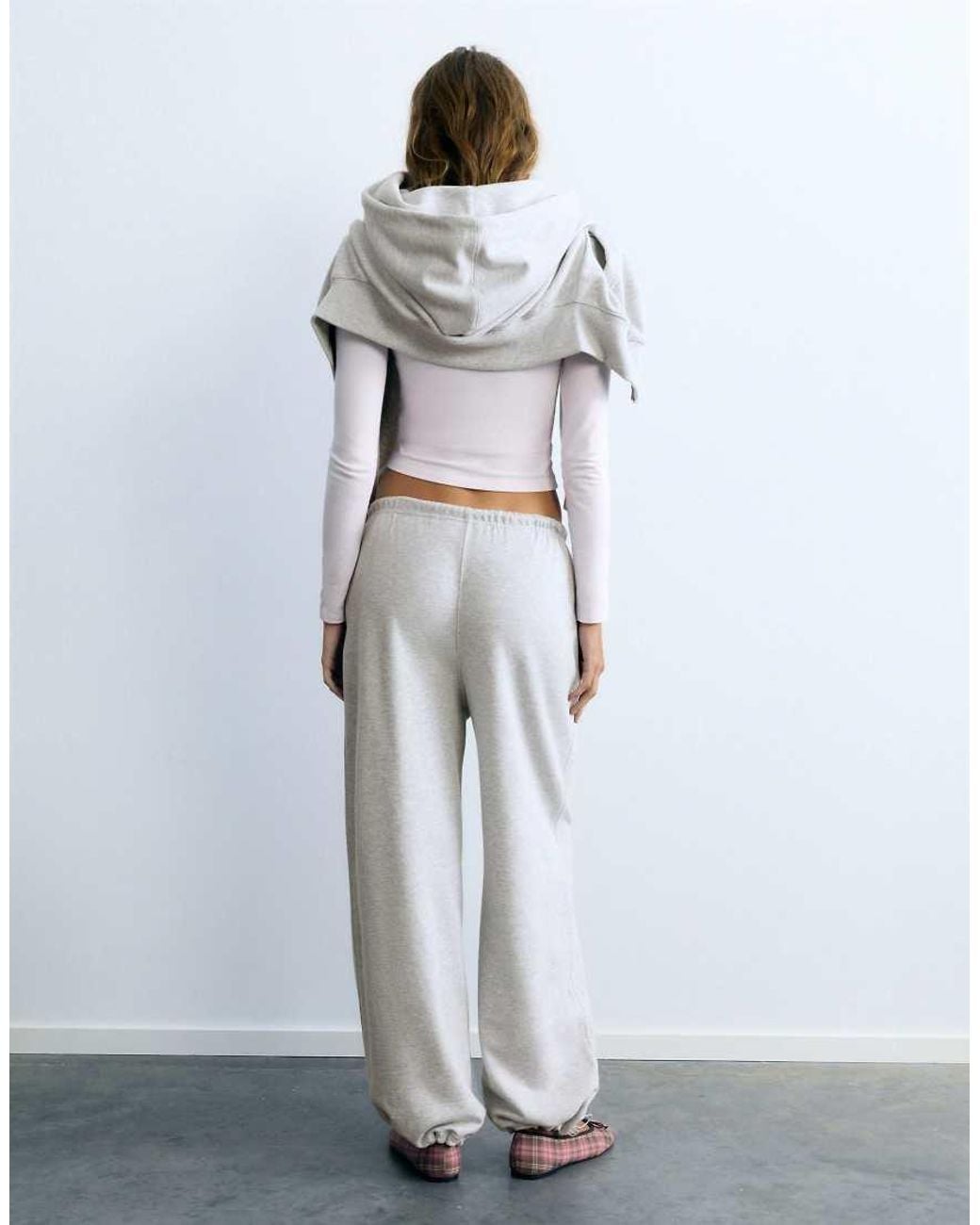 Pull&Bear White Joggers With Elastic Hem