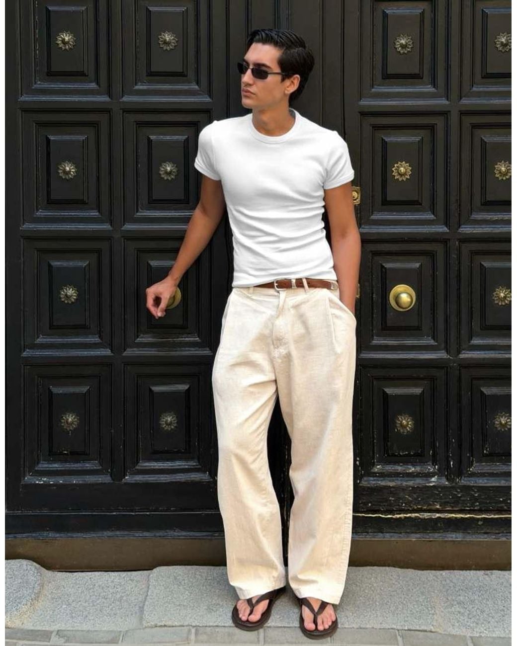 Bershka White Slim Fit Ribbed T-Shirt for men