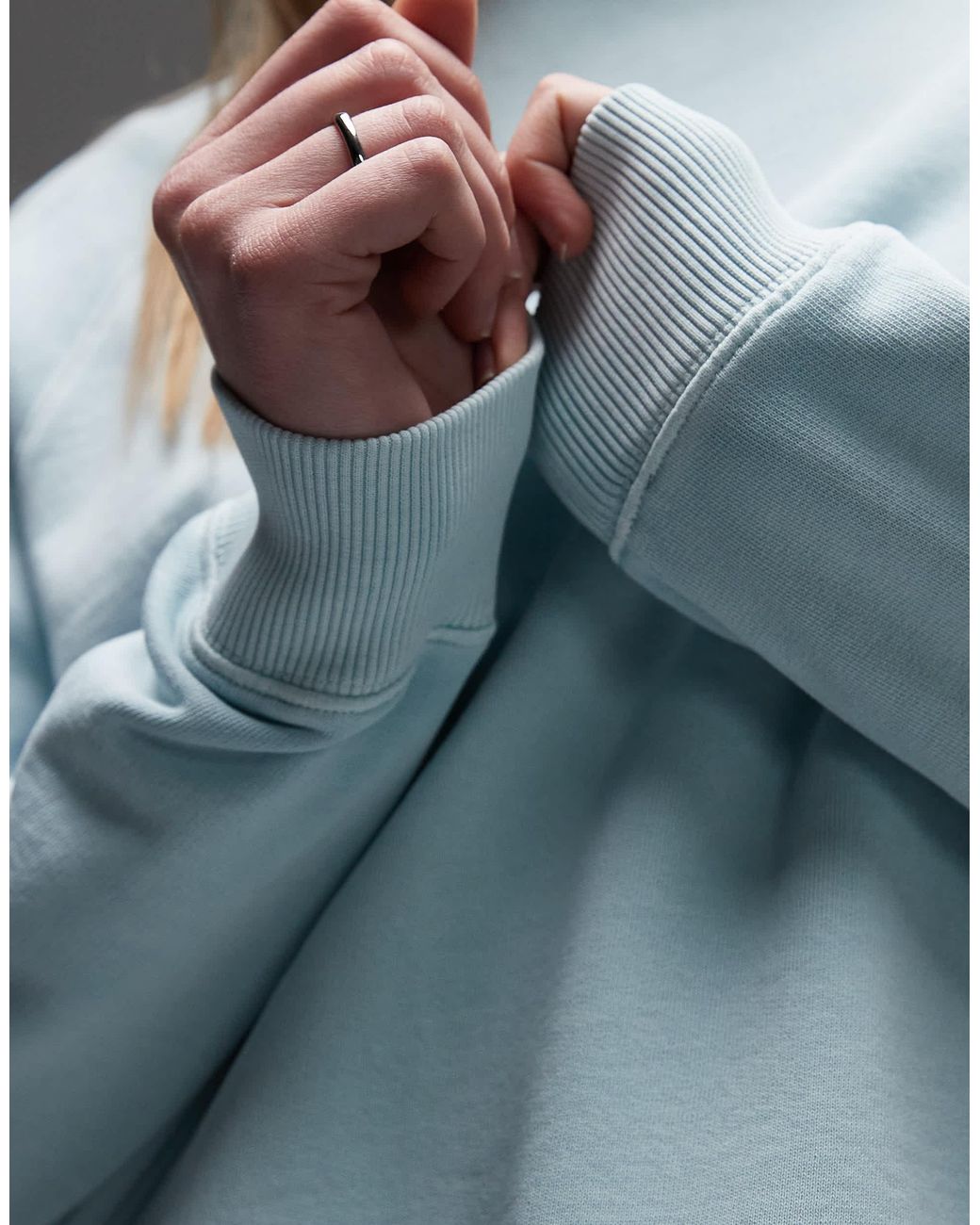 Sweat ras ARKET en coloris Gray