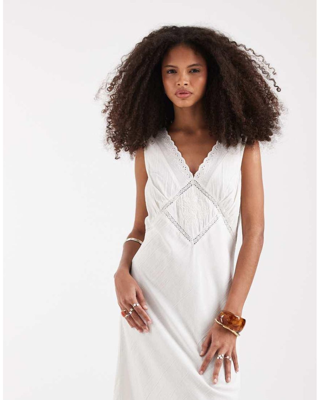 Neon Rose White Midaxi V-neck Lace Detail Dress