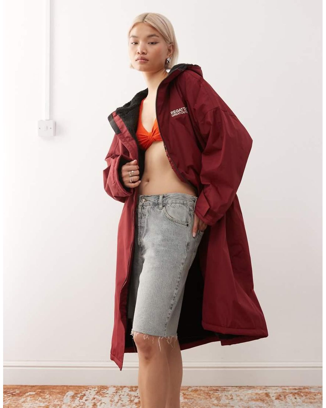 Regatta Red Adult Waterproof Changing Robe