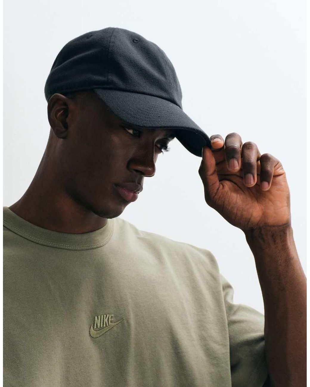 Nike Premium Essentials Oversized T-Shirt in het Brown voor heren