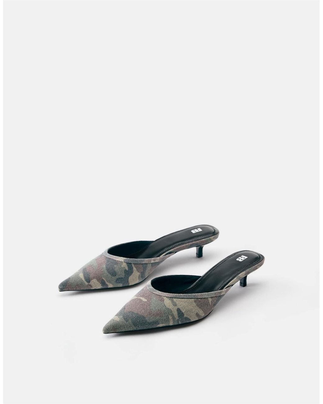 Pull&Bear White Bedruckte mules mit absatz