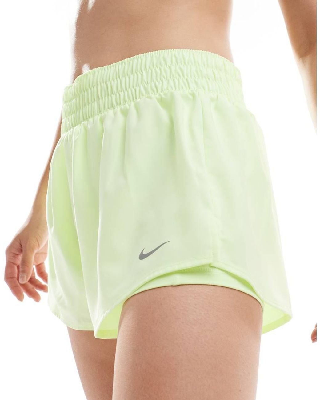 Nike Green Nike One Training Dri-fit Mid Rise 3 Inch 2