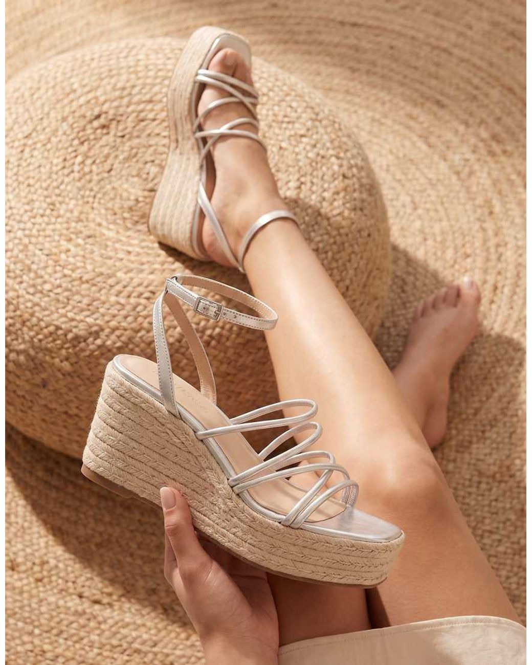 SEQWL White Open Toe Wedge Sandals Summer Casual Slingback Fastening