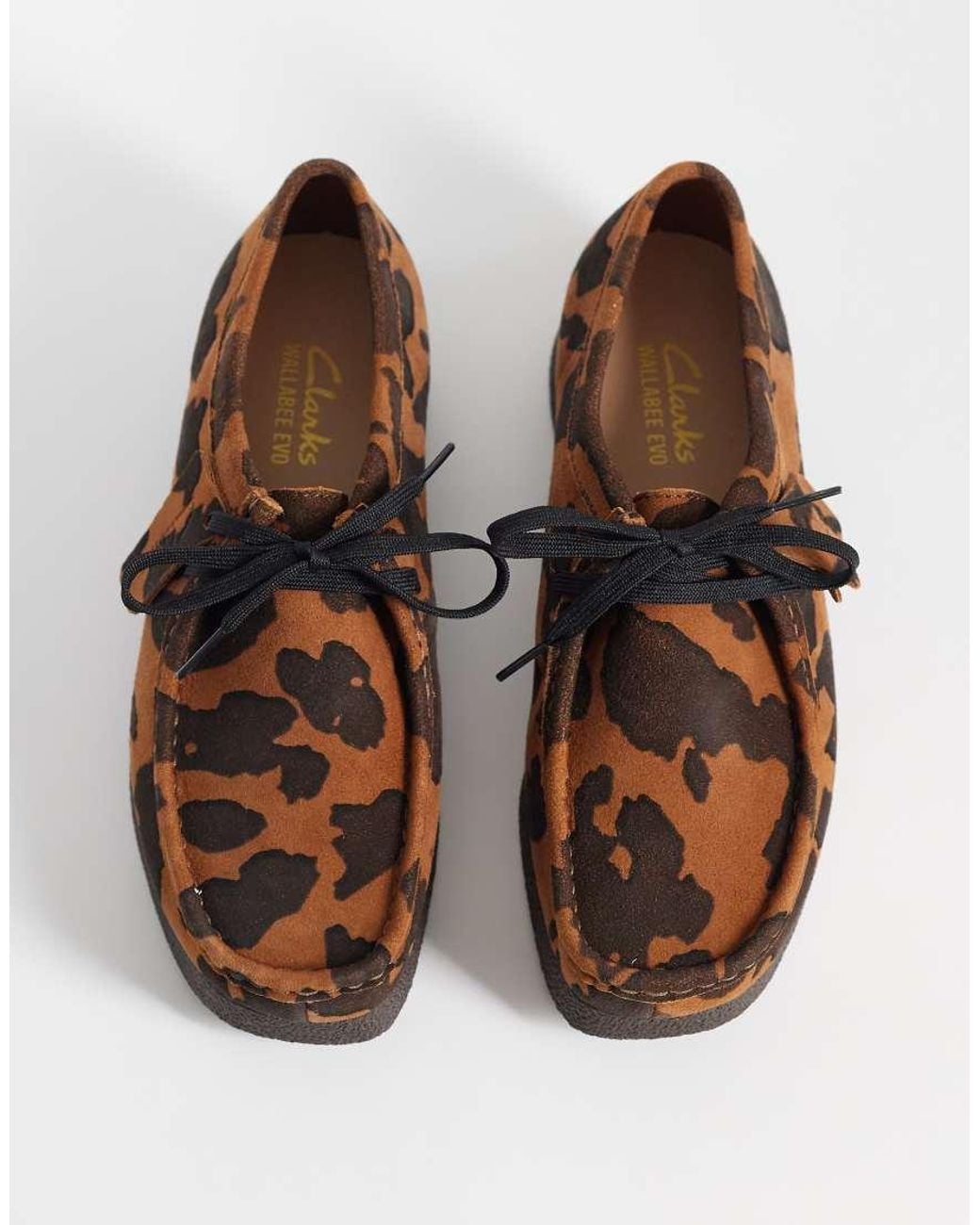 Clarks Brown Wallabeeevosh Shoes