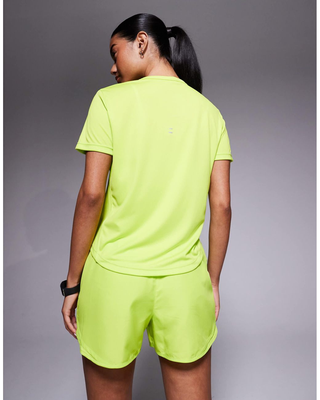 Nike Green – tempo – t-shirt