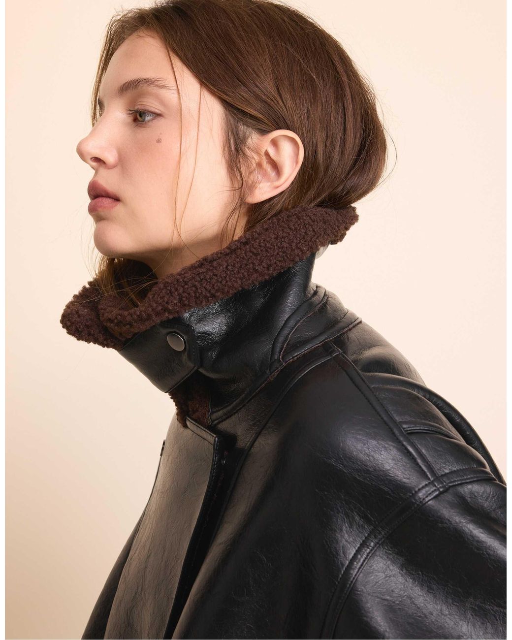 Veste double face e Stradivarius en coloris Blue
