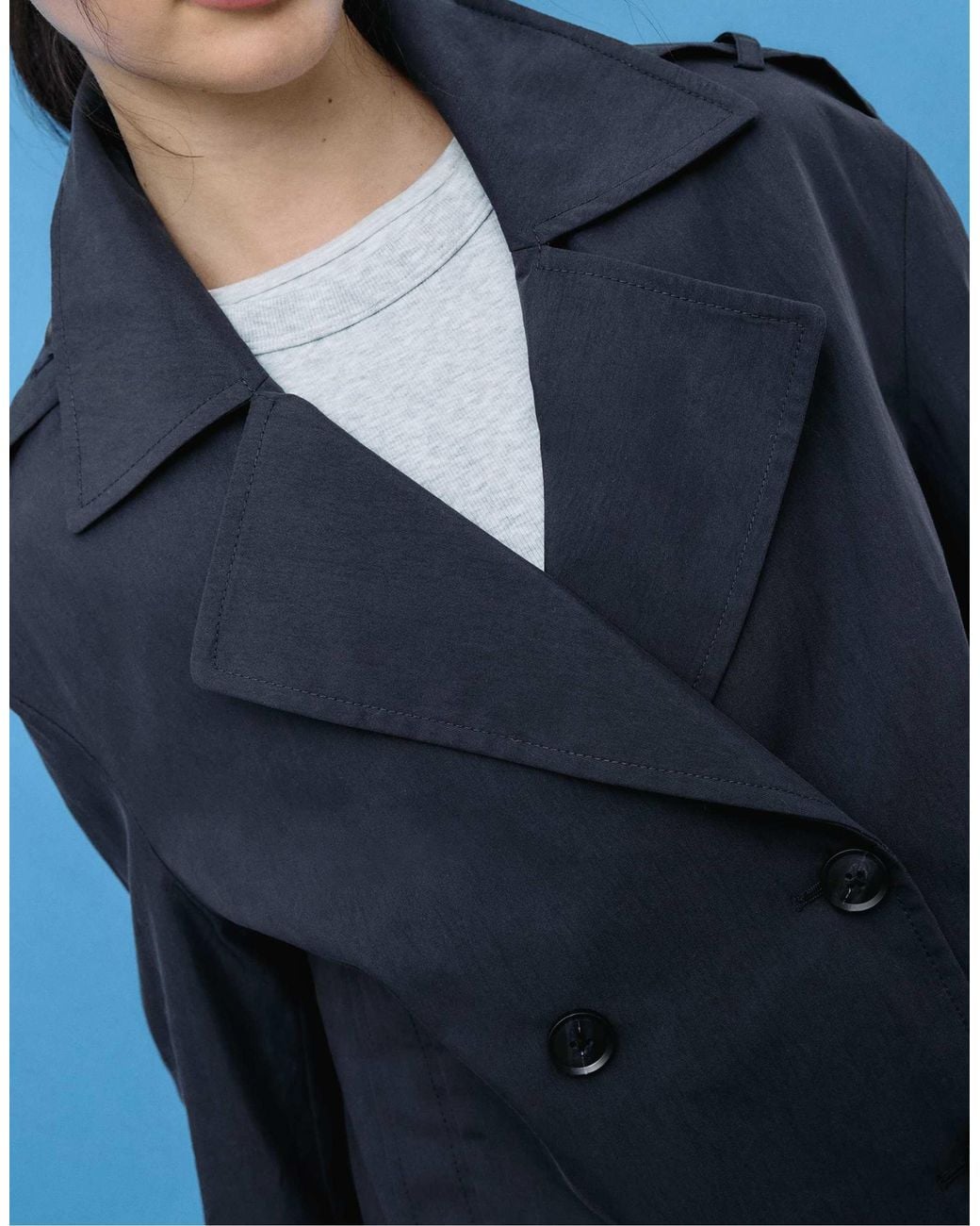 Stradivarius Blue – kurzer, zweireihiger trenchcoat