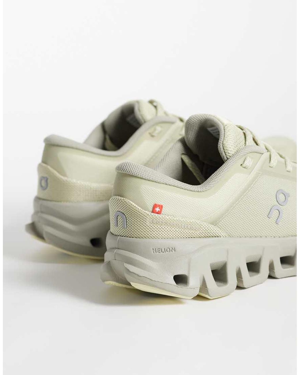 On Shoes Natural Cloud X 5 Training Trainers